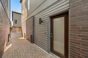 1702 S Lamar Blvd, Austin, TX 78704 - Photo 2