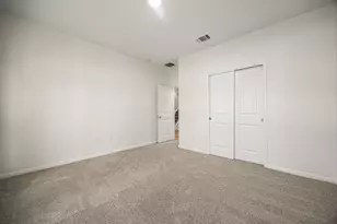 304 Santa Maria St, Georgetown, TX 78628 - Photo 16