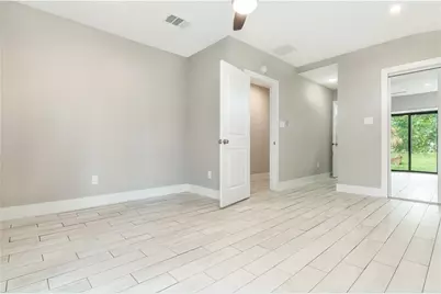 1702 New York Avenue, Austin, TX 78702 - Photo 12