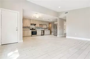 1702 New York Ave, Austin, TX 78702 - Photo 6