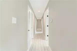 1702 New York Ave, Austin, TX 78702 - Photo 10