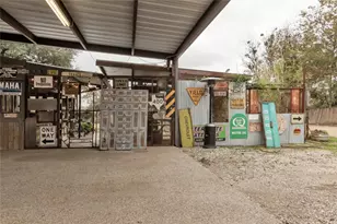 402 Magnolia St, Gause, TX 77857 - Photo 20