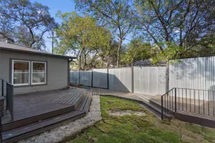 400 E Monroe St, Austin, TX 78704 - Photo 36