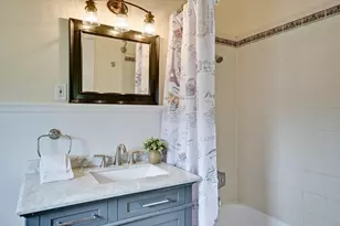 106 W 32nd St, Austin, TX 78705 - Photo 20