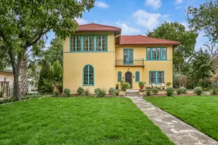 106 W 32nd St, Austin, TX 78705 - Photo 1