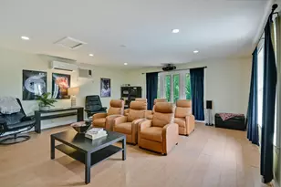 106 W 32nd St, Austin, TX 78705 - Photo 34