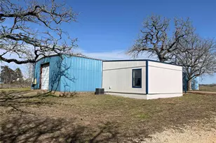 741 Knobbs Rd, McDade, TX 78650 - Photo 34