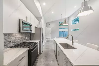 505 W Odell Street #2, Austin, TX 78752 - Photo 4