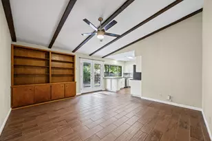 9215 Hunters Trace E, Austin, TX 78758 - Photo 14