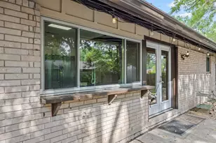 9215 Hunters Trace E, Austin, TX 78758 - Photo 10