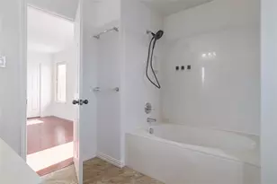 13237 Coomes Dr, Del Valle, TX 78617 - Photo 16