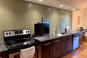 2200 Dickson Dr, Austin, TX 78704 - Photo 16