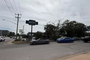 2200 Dickson Dr, Austin, TX 78704 - Photo 38