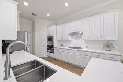 5000 Mission Oaks Boulevard #47, Austin, TX 78735 - Photo 14