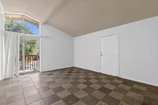 2507 Manor Cir, Austin, TX 78723 - Photo 4