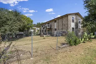 2507 Manor Cir, Austin, TX 78723 - Photo 18
