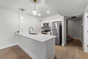 909 Reinli St, Austin, TX 78751 - Photo 12