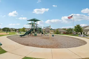 205 Indian Shoal Dr, Georgetown, TX 78628 - Photo 20