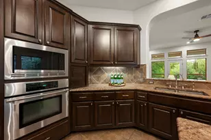 11704 Via Grande Dr, Austin, TX 78739 - Photo 10