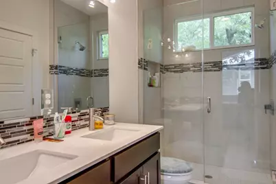 1702 W Saint Johns Avenue #B, Austin, TX 78757 - Photo 18