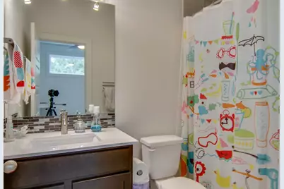 1702 W Saint Johns Avenue #B, Austin, TX 78757 - Photo 22