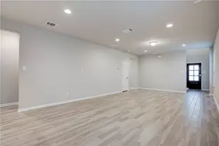 309 Unforgiven Ln, Jarrell, TX 76537 - Photo 10