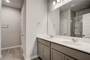 309 Unforgiven Ln, Jarrell, TX 76537 - Photo 18