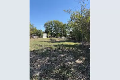 502 S Alamo Street, Bartlett, TX 76511 - Photo 8