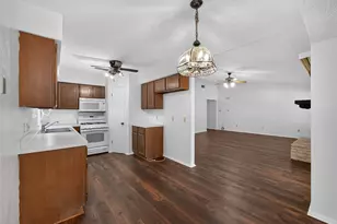 504 Pin Tail Ln, Taylor, TX 76574 - Photo 8