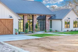 128 Private Road 142, Lampasas, TX 76550 - Photo 4