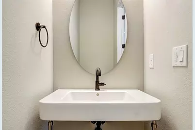 3809 Valley View Road #13, Austin, TX 78704 - Photo 12