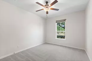 185 Valley Sierra Ln, Driftwood, TX 78619 - Photo 16
