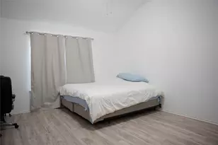 9305 Pioneer Forest Dr, Austin, TX 78744 - Photo 14