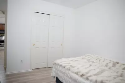 9305 Pioneer Forest Drive, Austin, TX 78744 - Photo 12