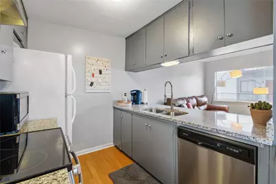 2408 Longview Street #204, Austin, TX 78705 - Photo 10