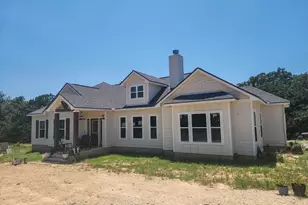 668 Fairview Dr, Rockdale, TX 76567 - Photo 1