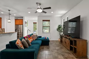 2208 Schriber St, Austin, TX 78704 - Photo 6
