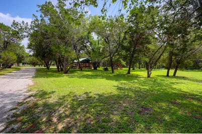 401 Mountain Crest Drive, Wimberley, TX 78676 - Photo 32
