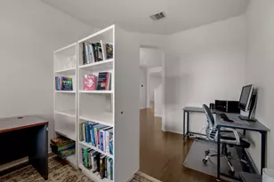 220 Saranac Dr, Elgin, TX 78621 - Photo 8