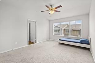 516 E Slaughter Ln, Austin, TX 78744 - Photo 34