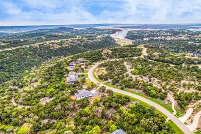 19208 Leisure Lane, Jonestown, TX 78645 - Photo 12