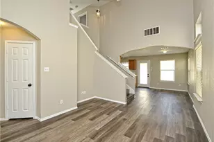 9212 Rowlands Sayle Rd, Austin, TX 78744 - Photo 6