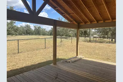 2238 Flash Circle, Luling, TX 78648 - Photo 4