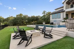 1008 Eagle Point Dr, Georgetown, TX 78628 - Photo 32