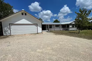 1550 Alpine Trail, San Marcos, TX 78666 - Photo 2
