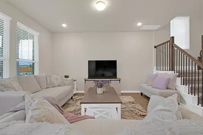 124 Barret Drive, Liberty Hill, TX 78642 - Photo 4