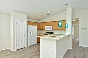 512 Shep St, Austin, TX 78748 - Photo 4