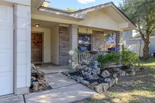 918 Estate Dr Dr, Hutto, TX 78634 - Photo 4