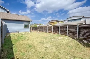 8709 Slater Dr, Austin, TX 78747 - Photo 36