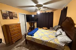 1210 Delano St, Austin, TX 78721 - Photo 10